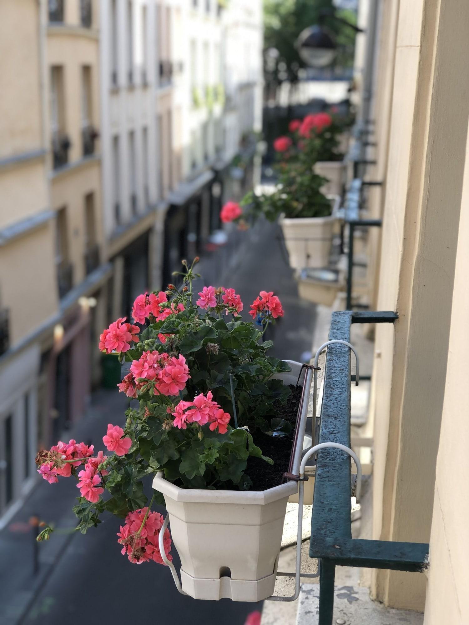 Hotel Du Vieux Saule Paris Exterior photo